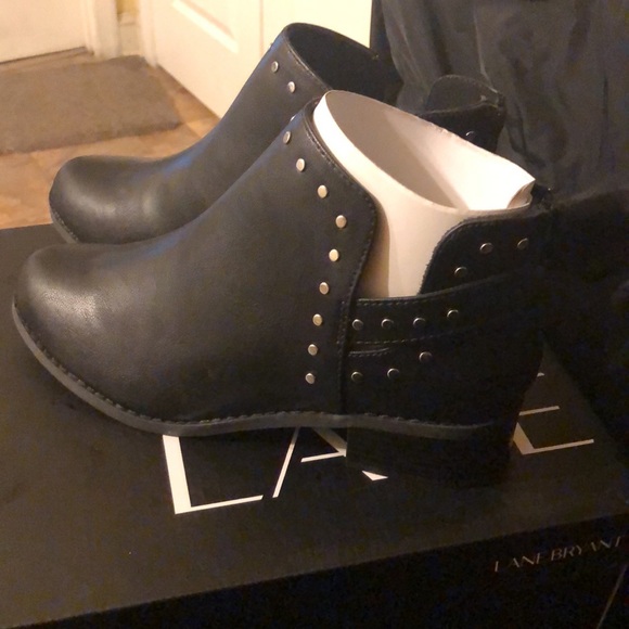 Lane Bryant dream cloud blk embossed cut out booti - Picture 4 of 7